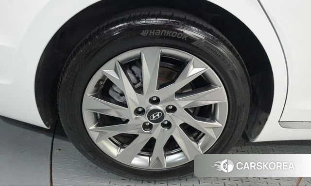 Hyundai The New Grandeur IG Hybrid id 4998283 из Кореи 31