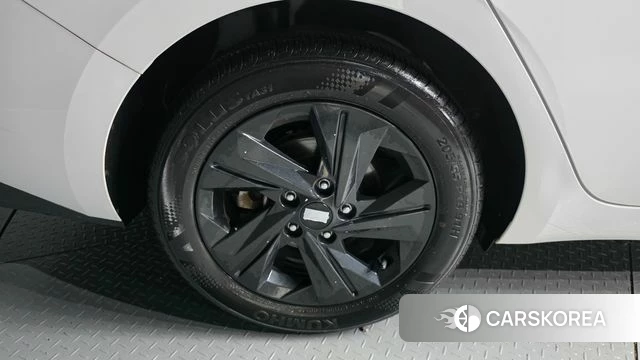 Hyundai Avante Hybrid (CN7) id 5039913 из Кореи 24