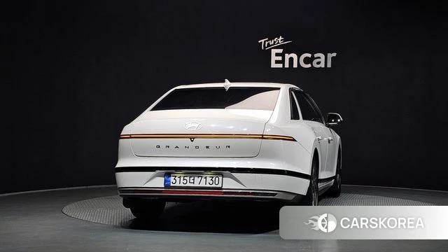 Hyundai Grandeur (GN7) id 4655824 из Кореи 14