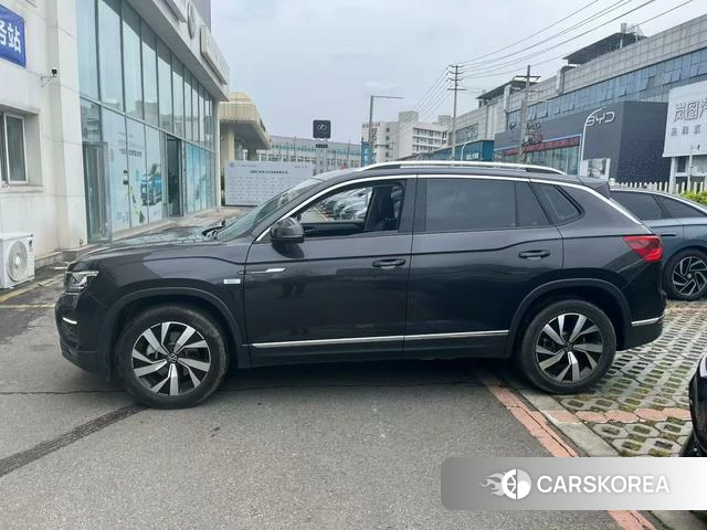 Volkswagen Tayron 2022 Черный из Китая, фото 4