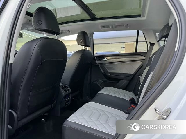 Volkswagen Tayron 2025 Белый из Китая, фото 6