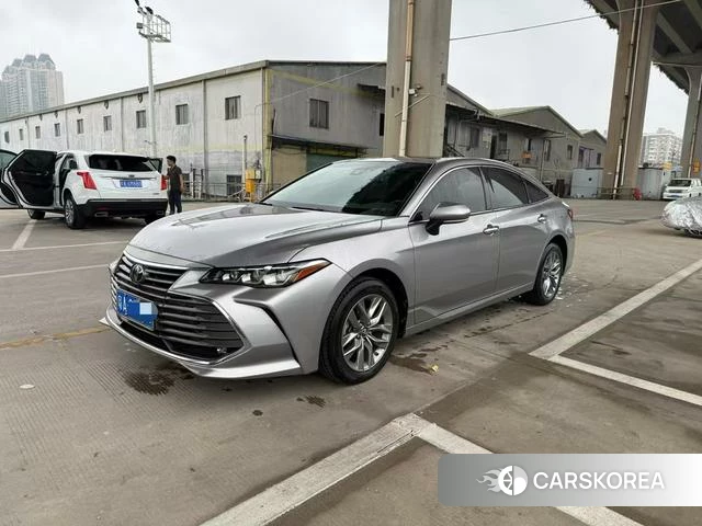 Toyota Avalon 2022 Серебристо-серый из Китая, фото 4