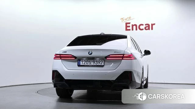 BMW 5 Series (G60) id 5021425 из Кореи 28