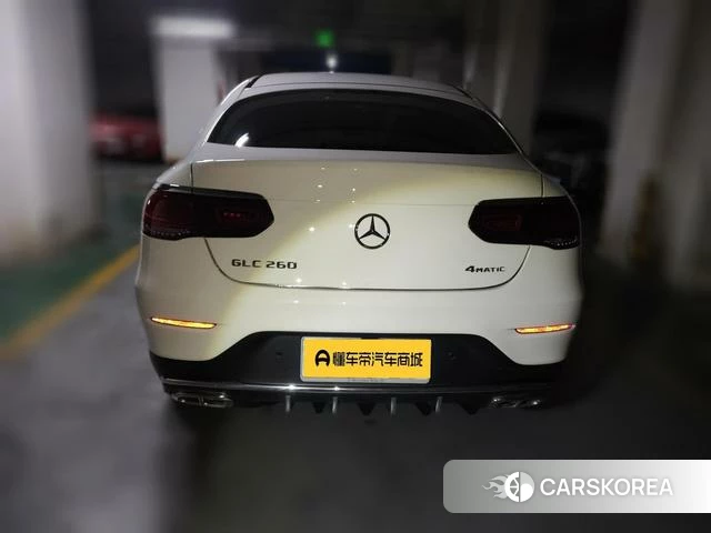 Mercedes-Benz GLC 2021 Белый из Китая, фото 4