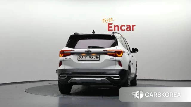 Kia Seltos id 4977745 из Кореи 14