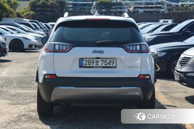 Jeep Cherokee (KL) id 4976927 из Кореи 14