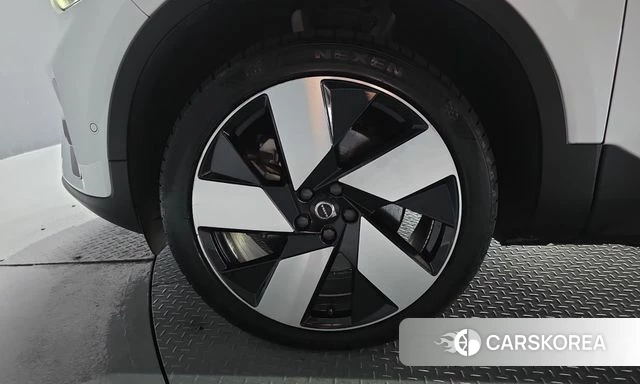 Volvo C40 Richards id 4965602 из Кореи 28