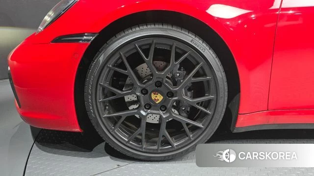 Porsche 911(992) id 4991948 из Кореи 27