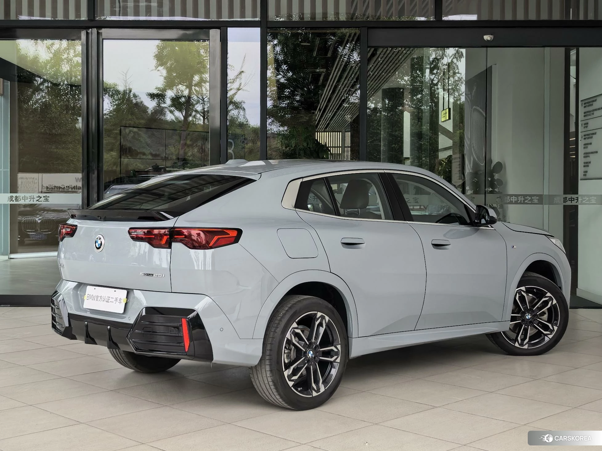 BMW X2 2024 Темно-серый из Китая, фото 5