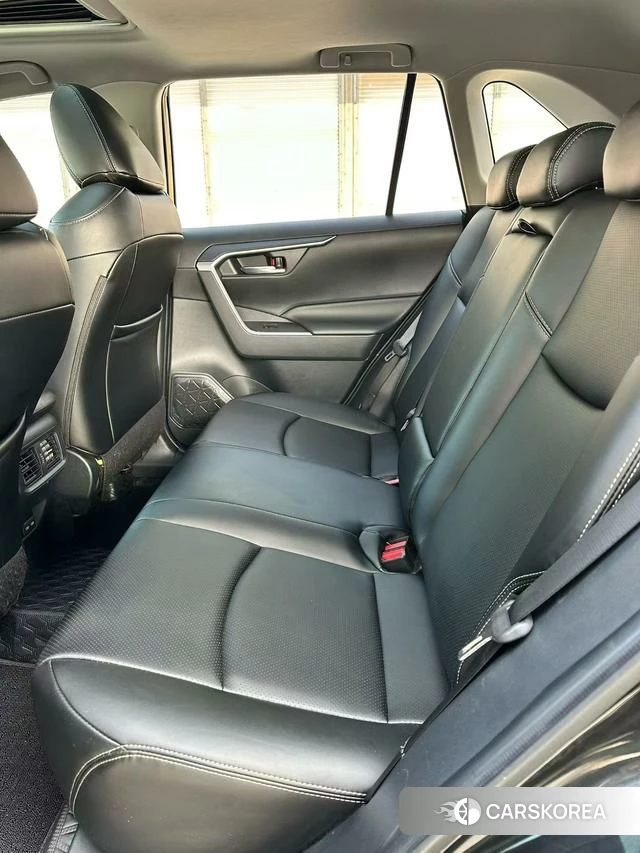 Toyota RAV4 2022 Черный из Китая, фото 4
