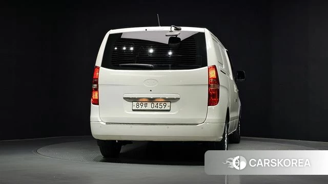 Hyundai The New Grand Starex id 4960423 из Кореи 25