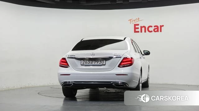 Mercedes-Benz E-Class W213 id 4943904 из Кореи 26