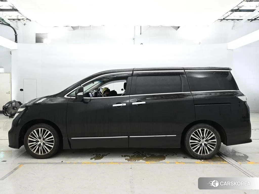 Nissan Elgrand 2018 из Японии, фото 4
