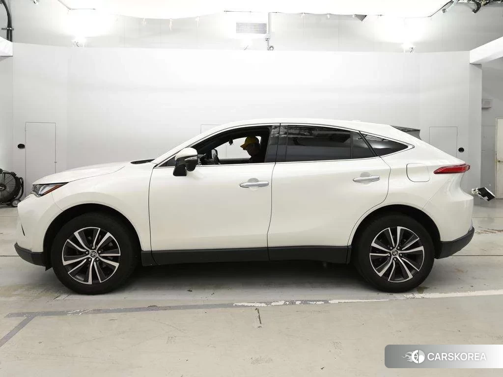 Toyota Harrier 2021 из Японии, фото 4