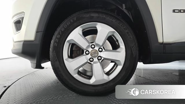 Jeep Compass 2nd Generation id 5024015 из Кореи 29