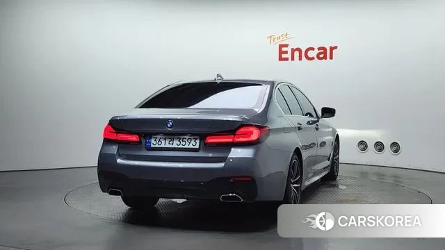 BMW 5 Series (G30) id 3212604 из Кореи 14