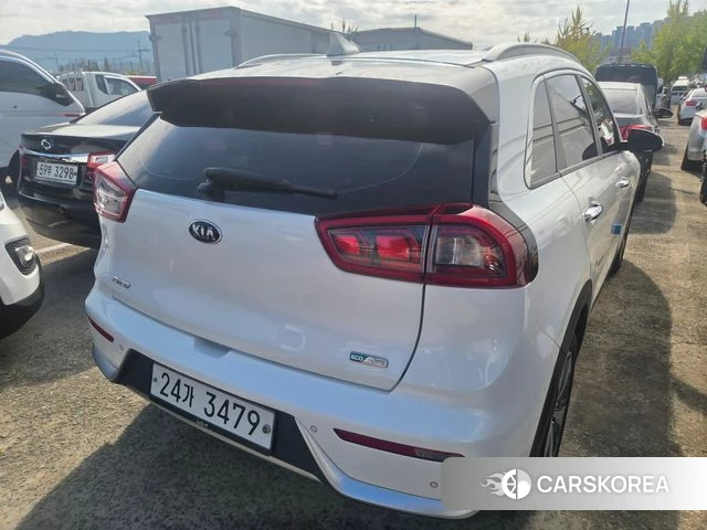 Kia Niro id 4978010 из Кореи 10
