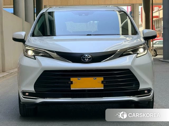 Toyota Sienna 2024 Белый из Китая, фото 5