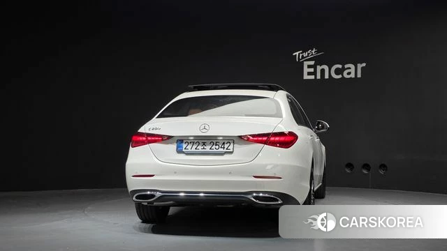 Mercedes-Benz C-Class W206 id 5045414 из Кореи 28