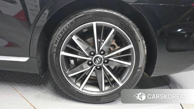 Hyundai The New Grandeur IG id 5060432 из Кореи 26