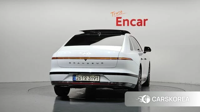 Hyundai Grandeur Hybrid (GN7) id 4980365 из Кореи 14