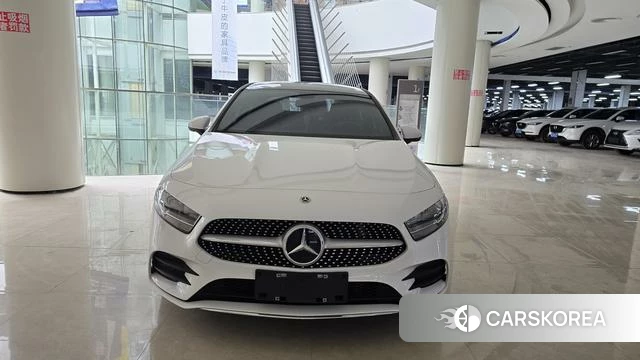 Mercedes-Benz A-Class 2023 Белый из Китая, фото 6
