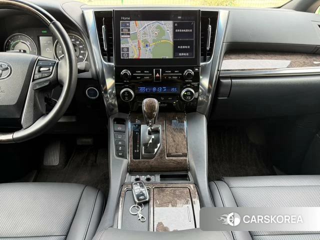 Toyota Alphard 2023 Белый из Китая, фото 6