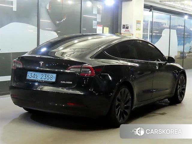 Tesla Model 3 2021 Черный из Кореи, фото 4