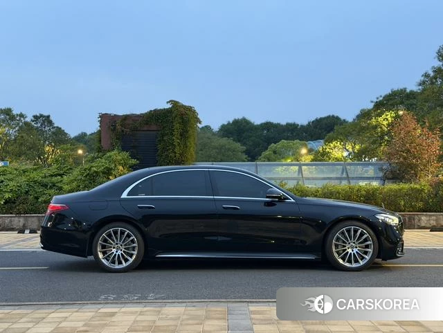 Mercedes-Benz S-Class 2022 Черный из Китая, фото 4