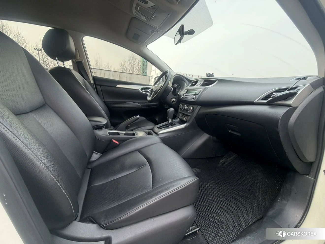 Nissan Sylphy 2020 Белый из Китая, фото 4