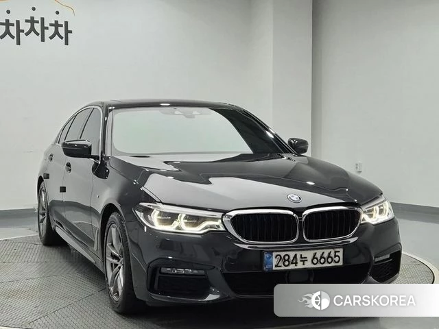 BMW 5 Series (G30) id 5035100 из Кореи 12