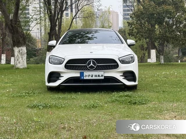 Mercedes-Benz E-Class 2021 Белый из Китая, фото 4