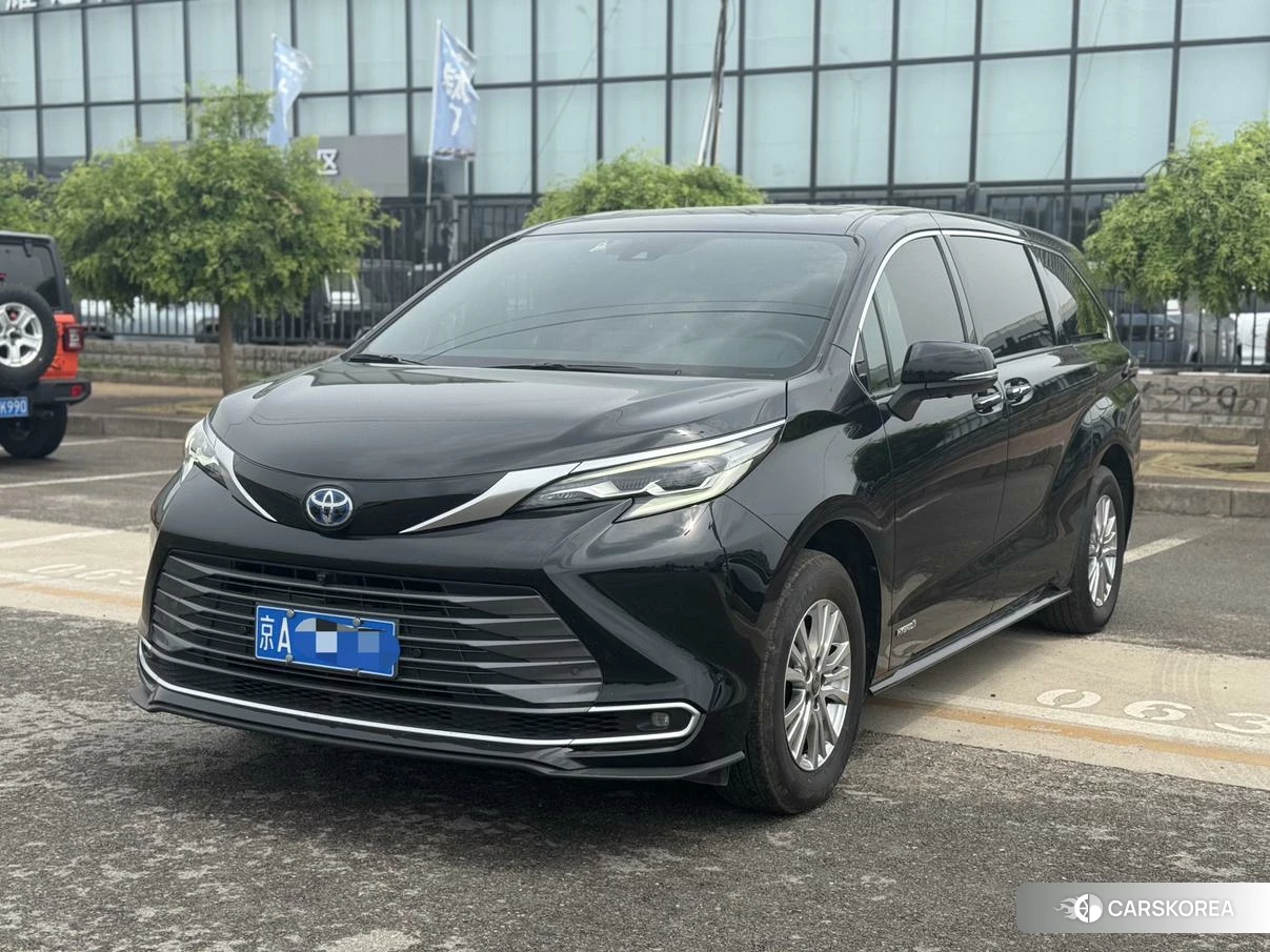 Toyota Sienna 2021 Черный из Китая, фото 4
