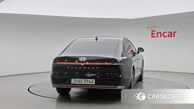 Hyundai Grandeur Hybrid (GN7) id 5011325 из Кореи 14
