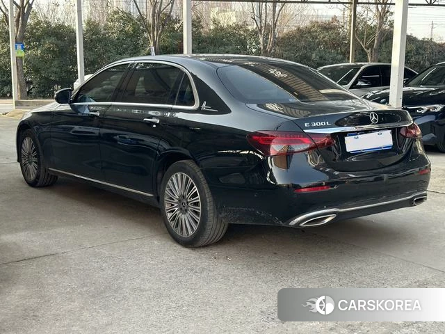 Mercedes-Benz E-Class 2021 Черный из Китая, фото 4