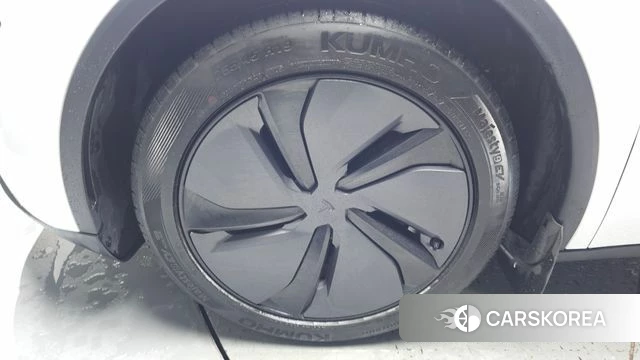 Tesla Model Y id 4752772 из Кореи 28