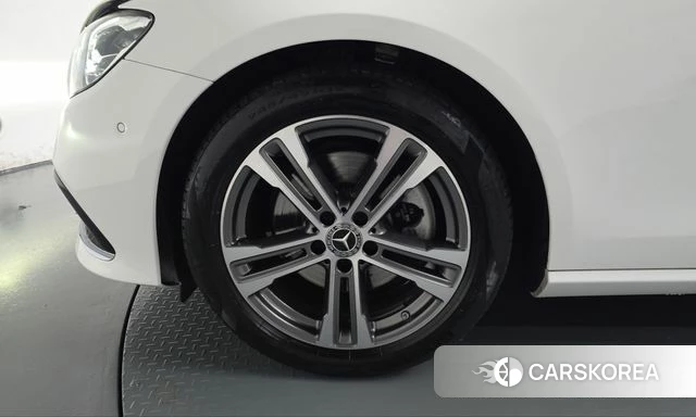 Mercedes-Benz E-Class W213 id 5011667 из Кореи 28