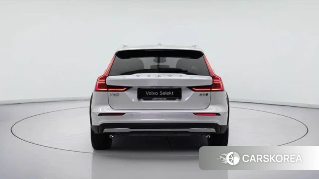 Volvo V60 Cross-Country 2nd Generation id 4897657 из Кореи 10