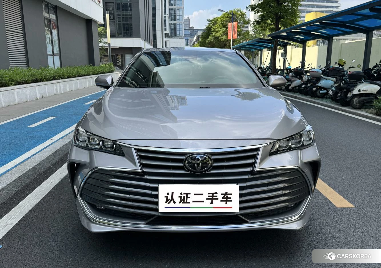 Toyota Avalon 2019 Серебристо-серый из Китая, фото 4