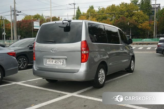 Hyundai The New Grand Starex id 5001187 из Кореи 9