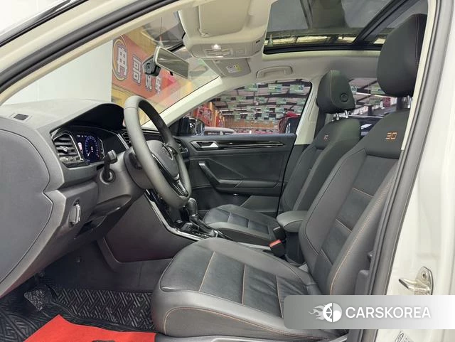 Volkswagen T-Roc 2021 Белый из Китая, фото 4