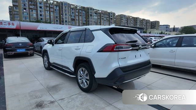 Toyota Wildlander 2022 Белый из Китая, фото 5
