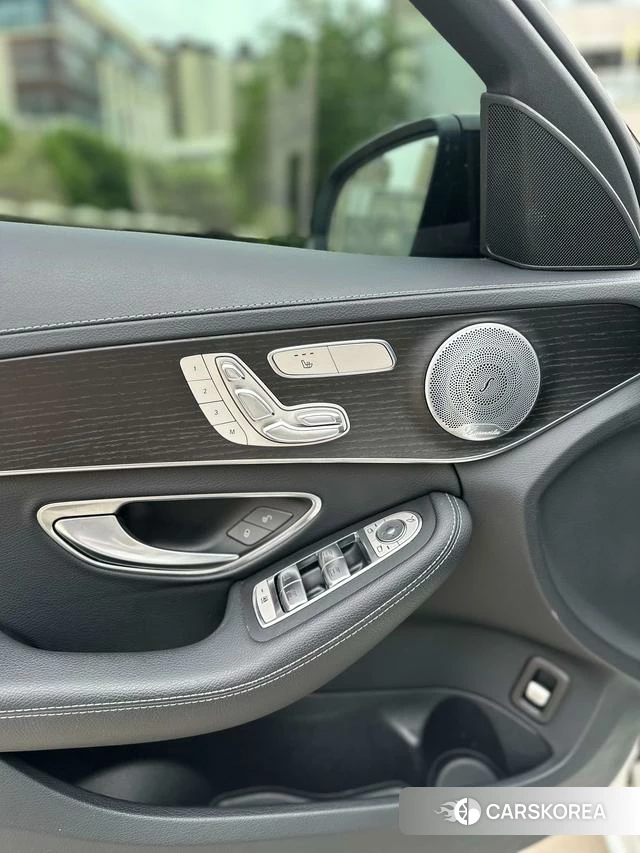 Mercedes-Benz C-class 2021 Белый из Китая, фото 5