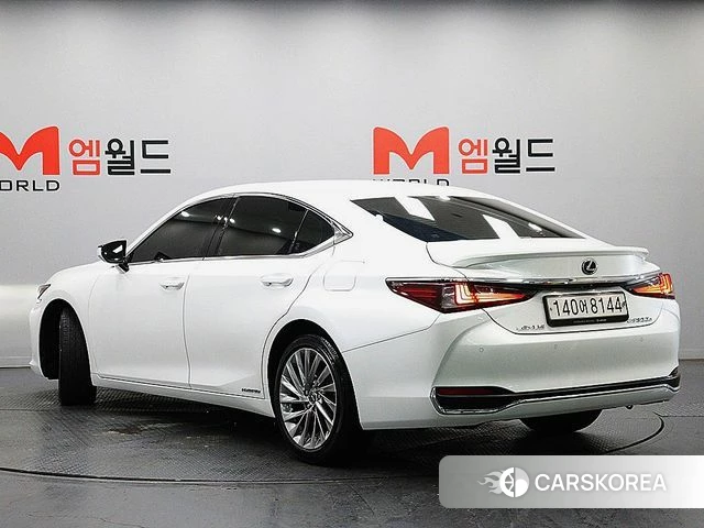 Lexus ES300h 7th generation id 4929739 из Кореи 14