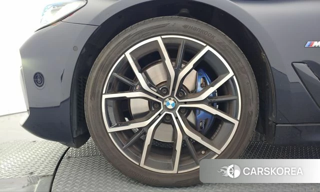 BMW 5 Series (G30) id 4996732 из Кореи 25