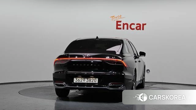 Hyundai The New Grandeur IG id 4671387 из Кореи 14