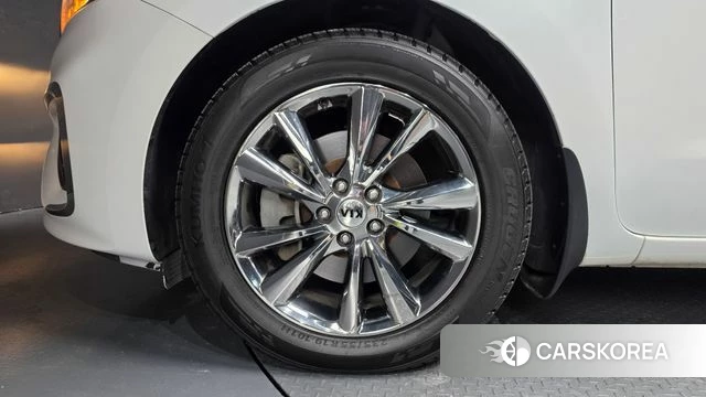 Kia The New Carnival id 4987813 из Кореи 26