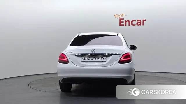 Mercedes-Benz C-Class W205 id 3692334 из Кореи 14