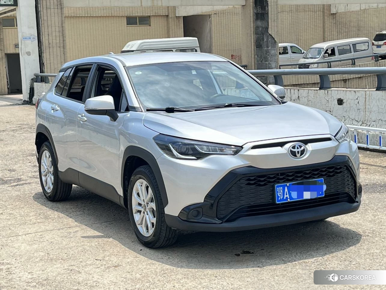 Toyota Frontlander 2023 Серебристо-серый из Китая, фото 4