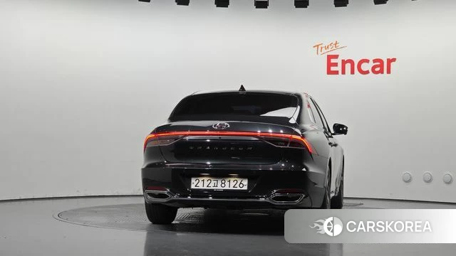 Hyundai The New Grandeur IG Hybrid id 4930184 из Кореи 24